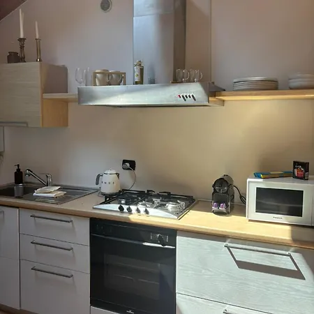 The Lakeside Loft ميناجيو