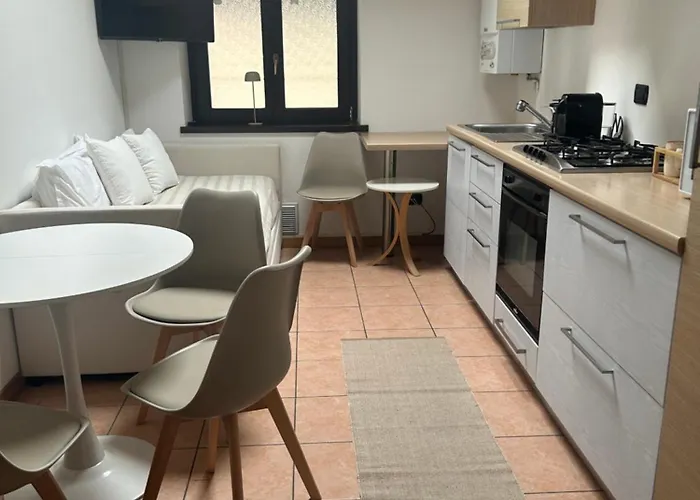شقة The Lakeside Loft ميناجيو