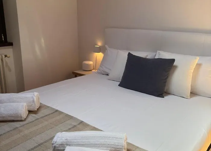 The Lakeside Loft * ميناجيو