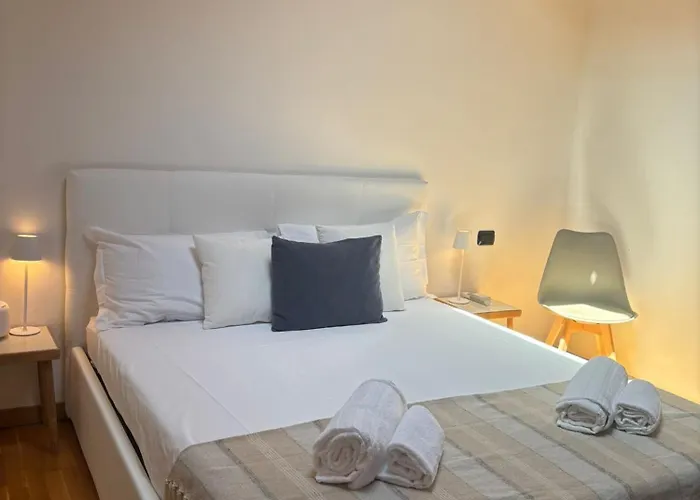 The Lakeside Loft شقة